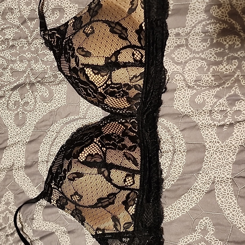 Bra - Picture 3 of 6